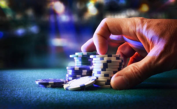 madrid303 login Dragon Tiger Live dealer table with professional croupier and live camera feed